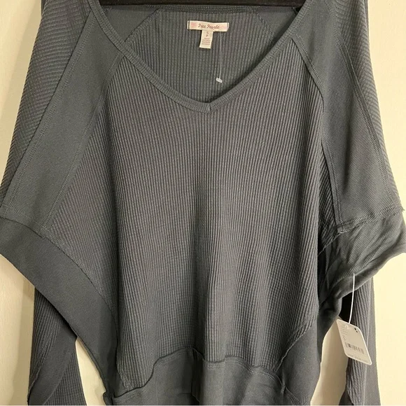 NWT Free People Santa Clara Thermal in color Black - Picture 4 of 8